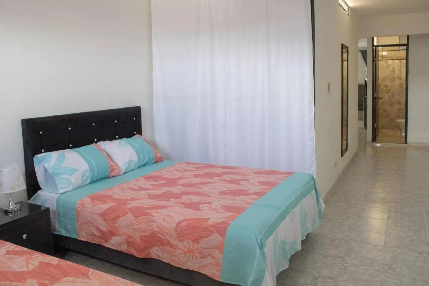 Apartamento Con Buena Ubicacion Para Familia Grande Cali