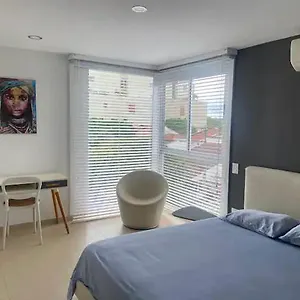 Ciudad Jardin Centros Comerciales Apartamento
